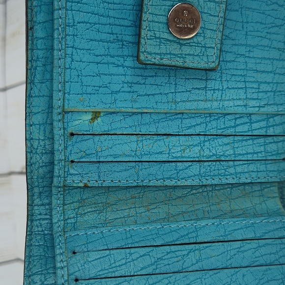 Gucci Wallet - Picture 9 of 17